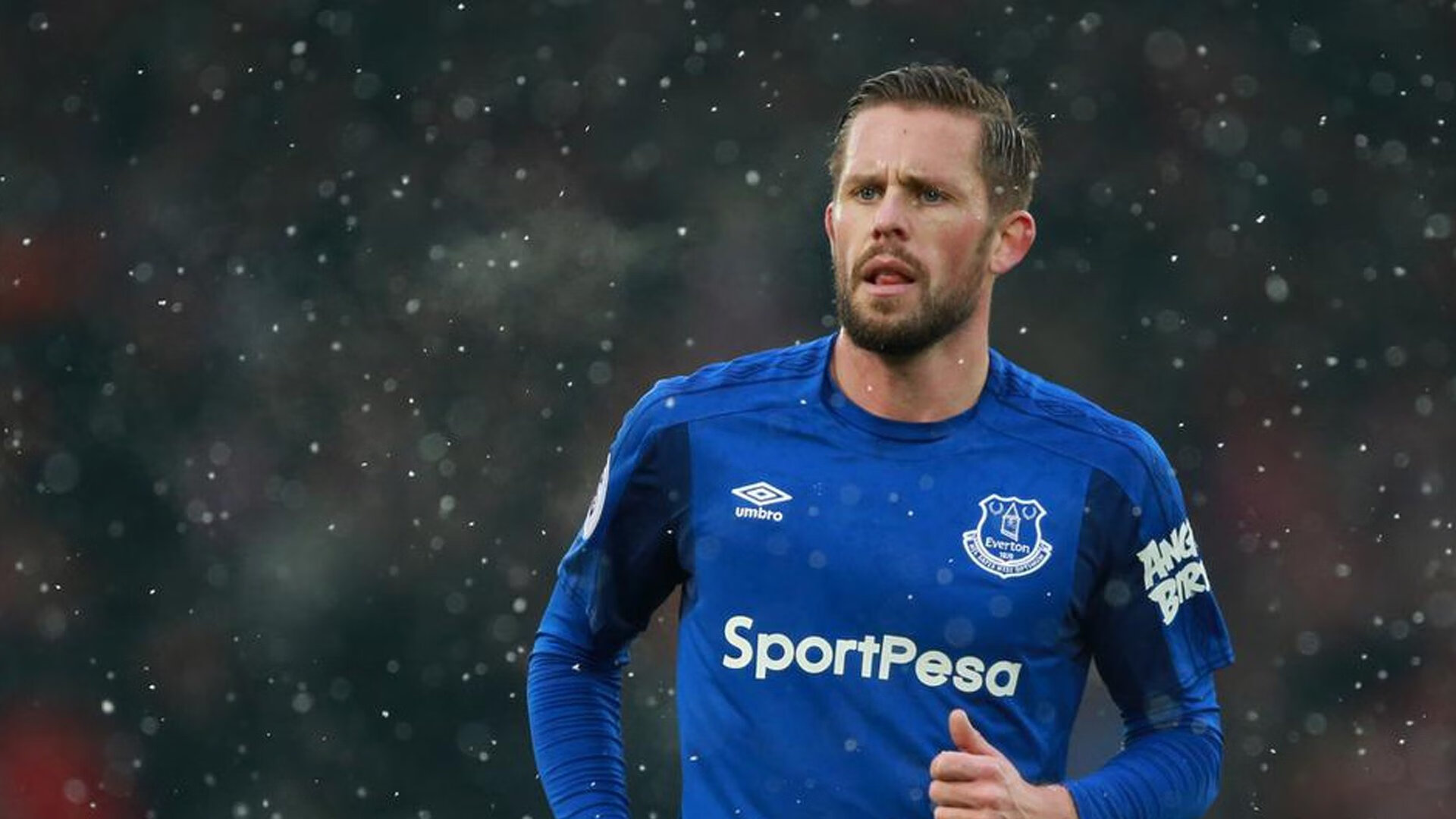 球队在欧冠决战前进行心理干预以稳定状态，欧冠赛前分析